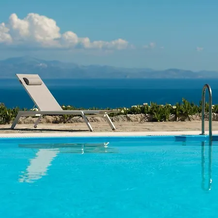 Carmelita Holiday House With Pool By Stylishstays 빌라 *
